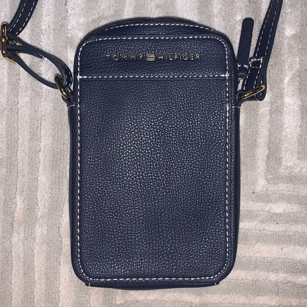 Tommy Hilfiger crossbody bag
